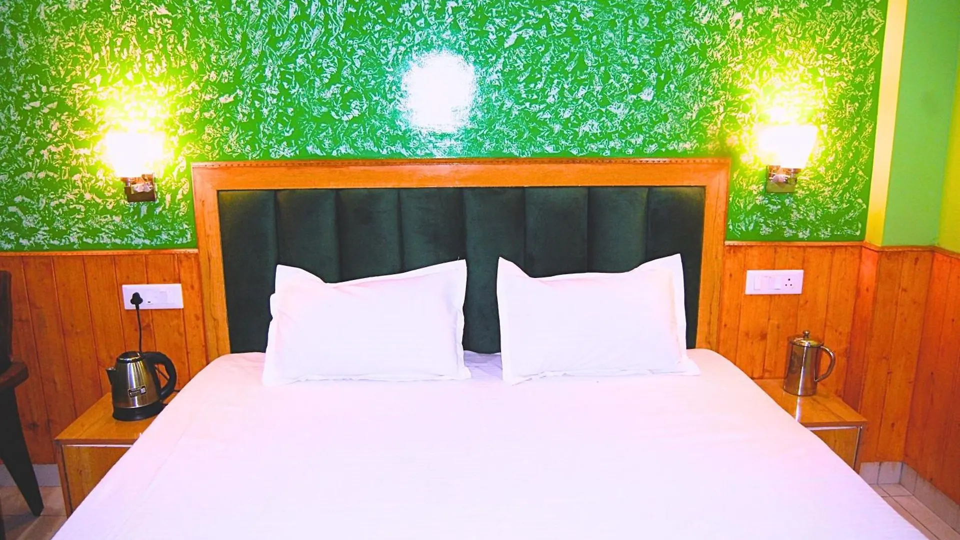 Homestay Himalya Sun-Dawn Apartment Shimla India